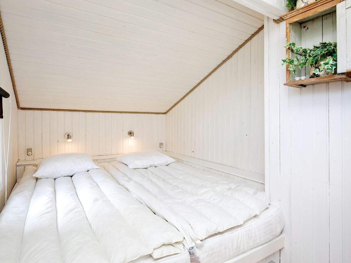 4 Person Holiday Home In L S Laeso Exterior photo